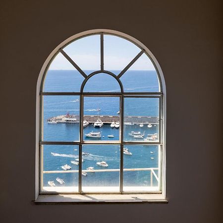 Apartments Amalfi Design Sea View Accessible By 250 Steps Bagian luar foto