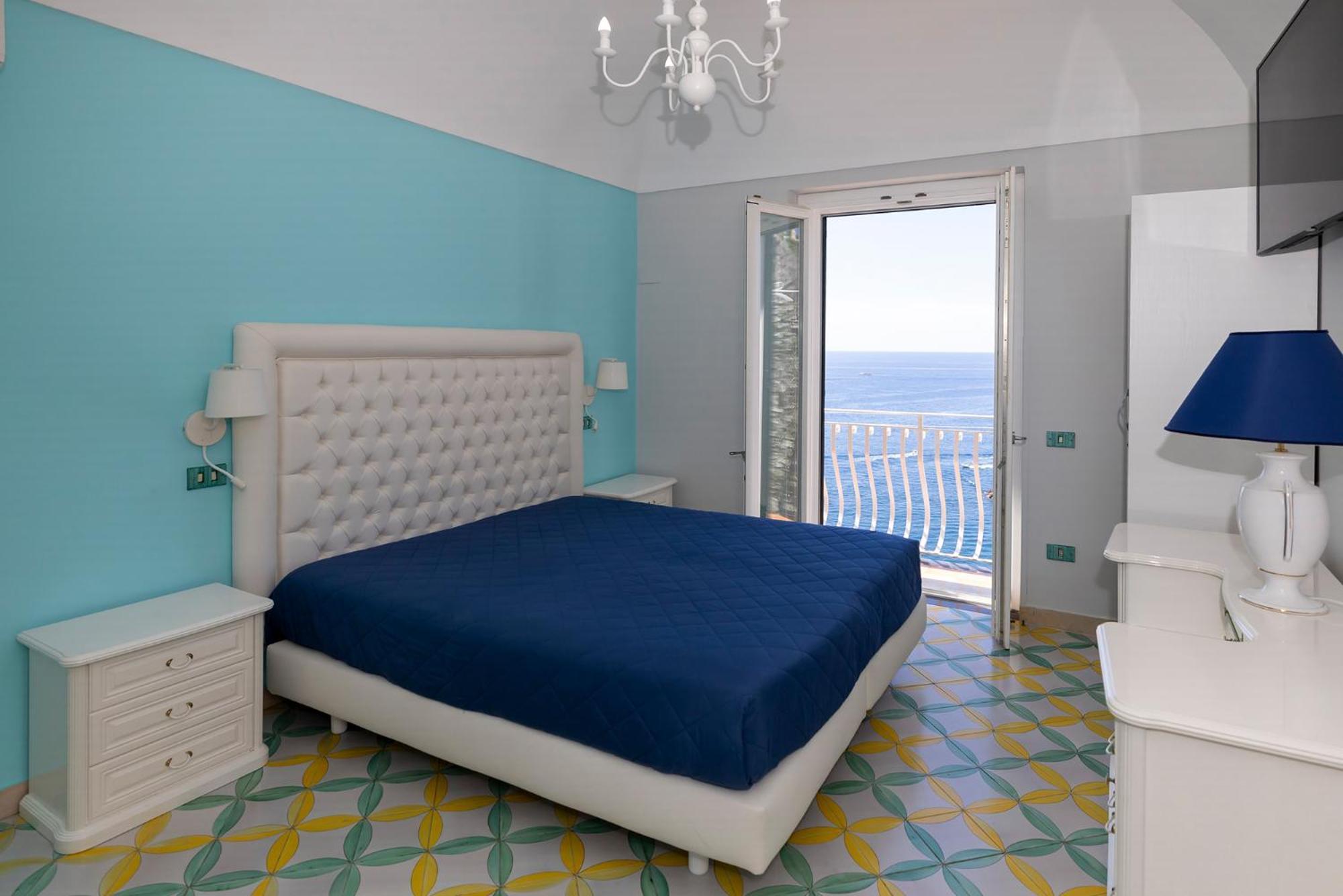 Apartments Amalfi Design Sea View Accessible By 250 Steps Bagian luar foto
