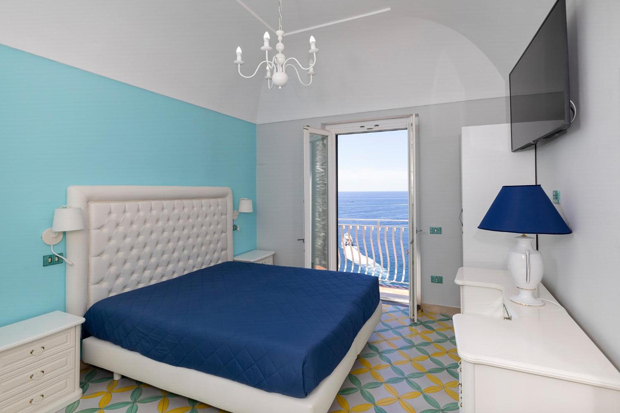 Apartments Amalfi Design Sea View Accessible By 250 Steps Bagian luar foto