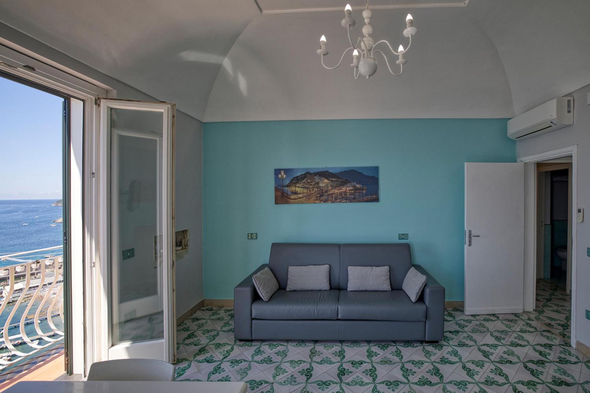 Apartments Amalfi Design Sea View Accessible By 250 Steps Bagian luar foto