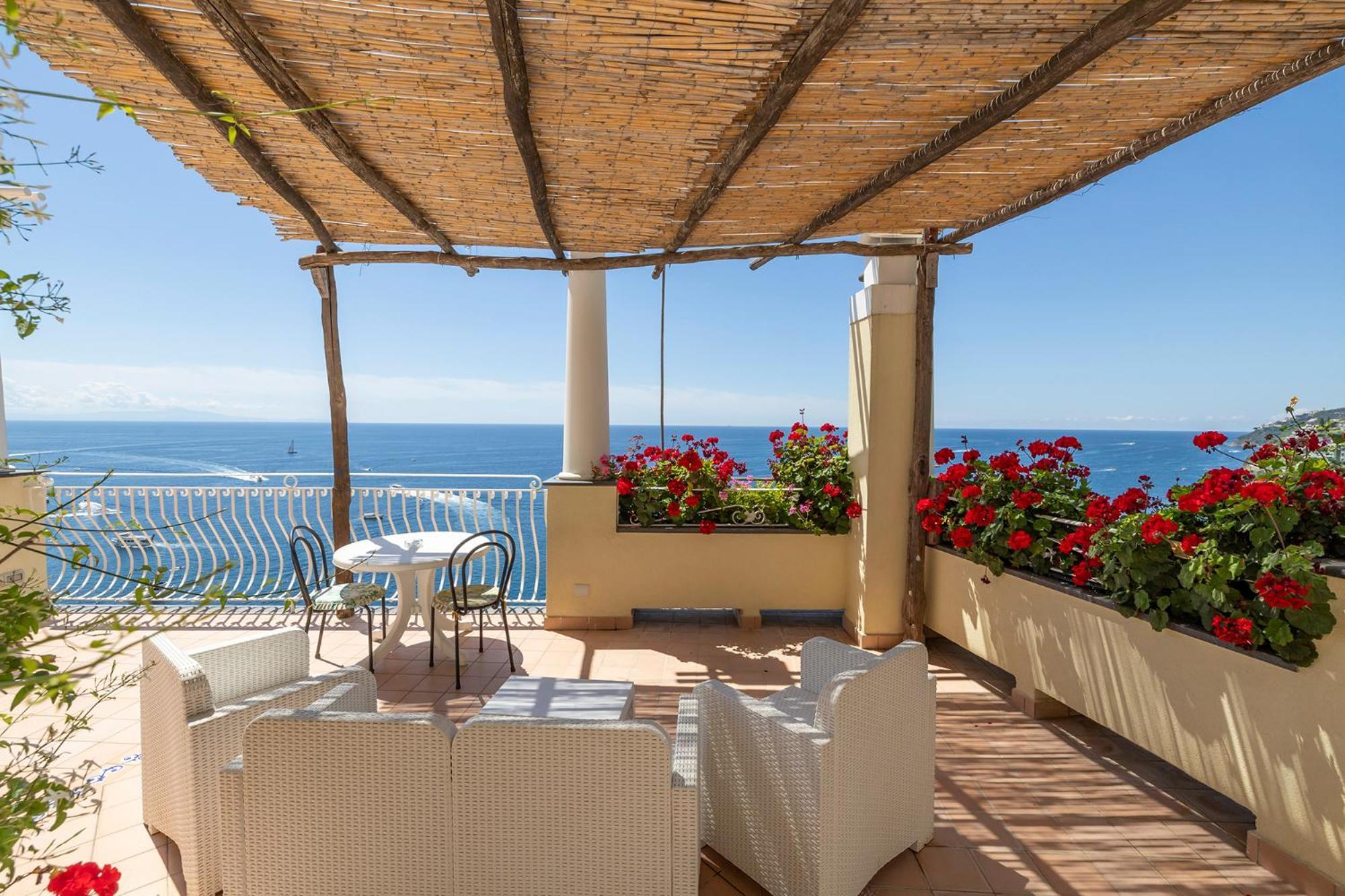 Apartments Amalfi Design Sea View Accessible By 250 Steps Bagian luar foto