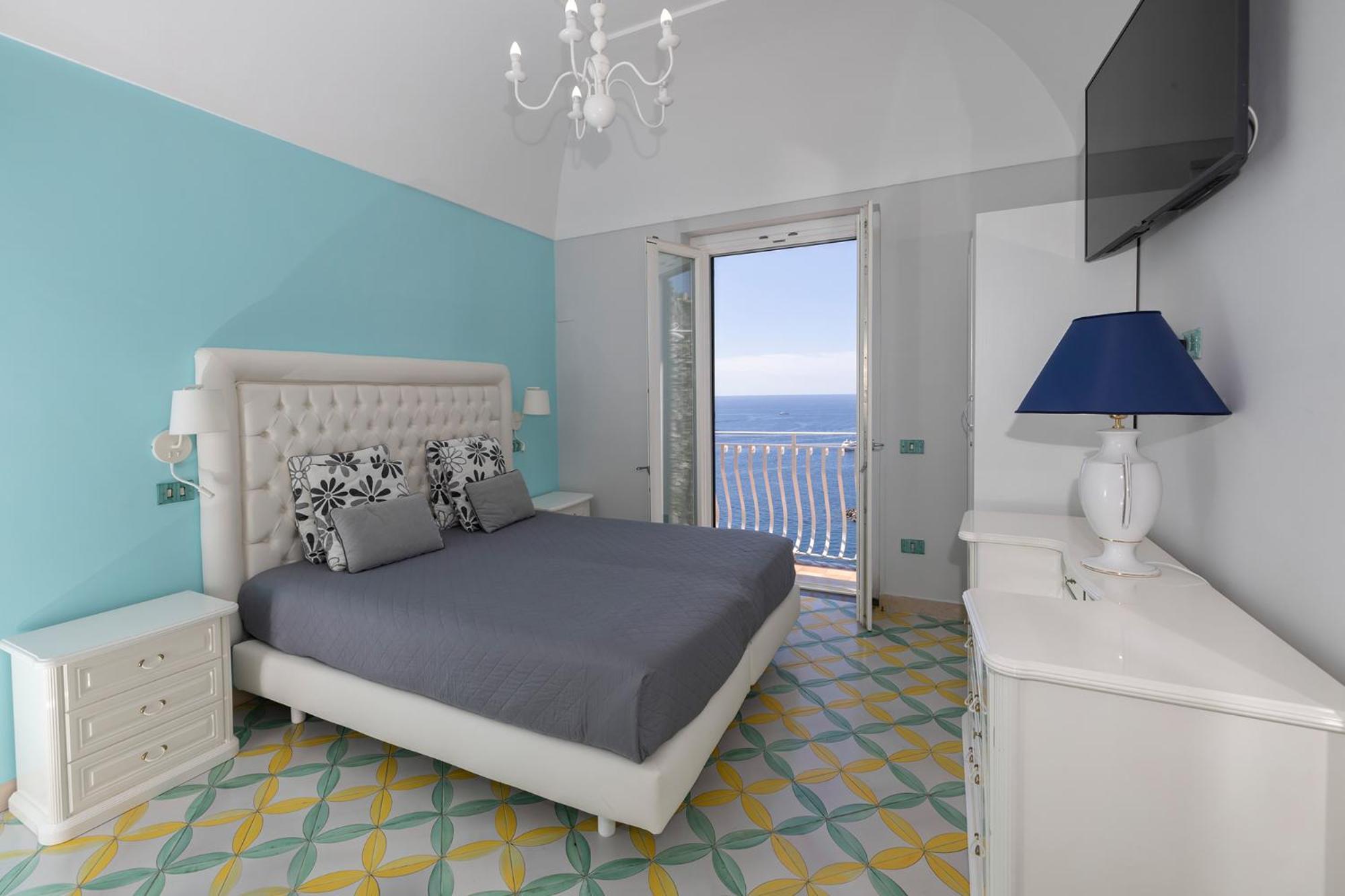 Apartments Amalfi Design Sea View Accessible By 250 Steps Bagian luar foto