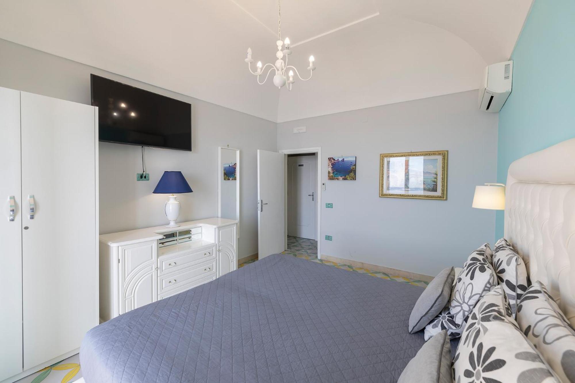 Apartments Amalfi Design Sea View Accessible By 250 Steps Bagian luar foto