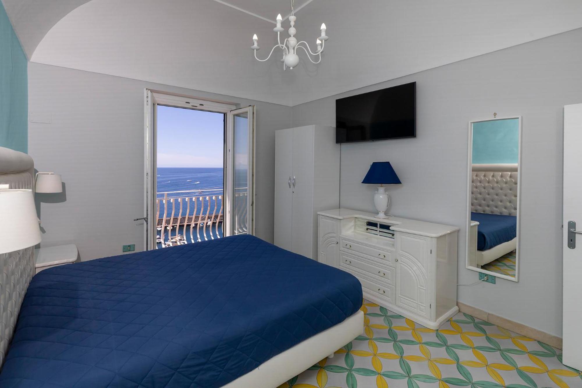 Apartments Amalfi Design Sea View Accessible By 250 Steps Bagian luar foto