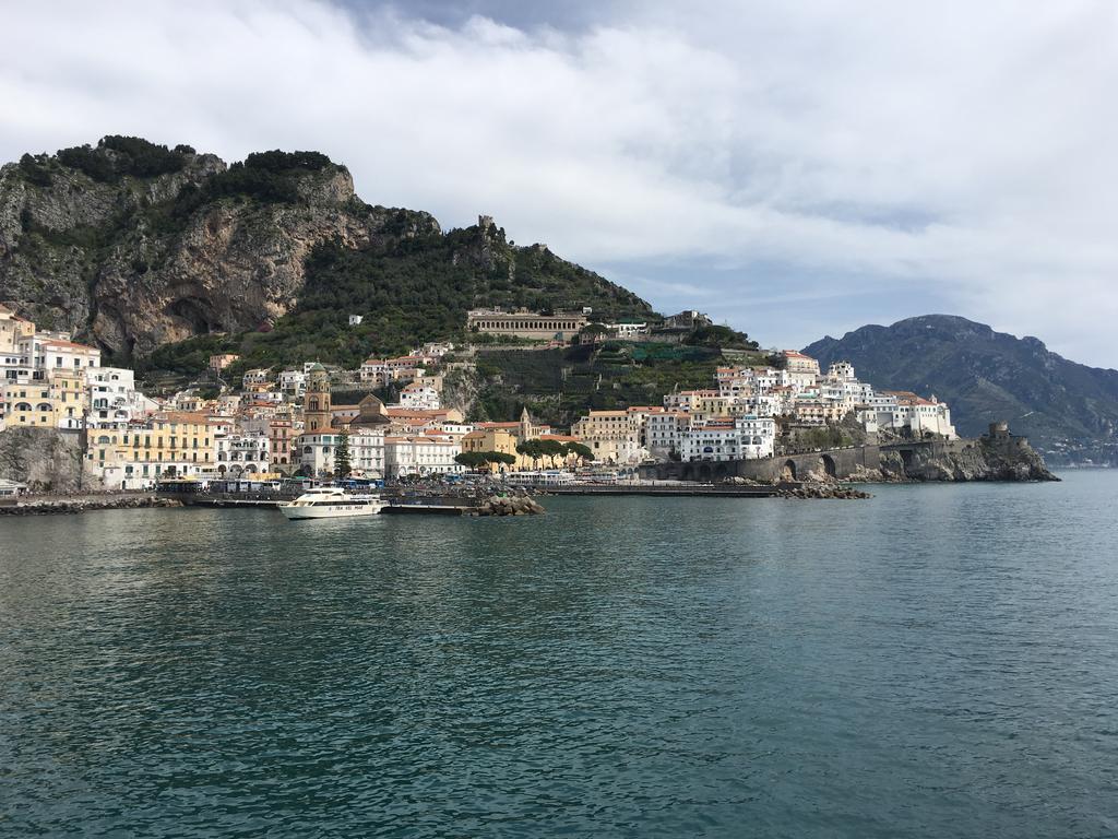 Apartments Amalfi Design Sea View Accessible By 250 Steps Bagian luar foto