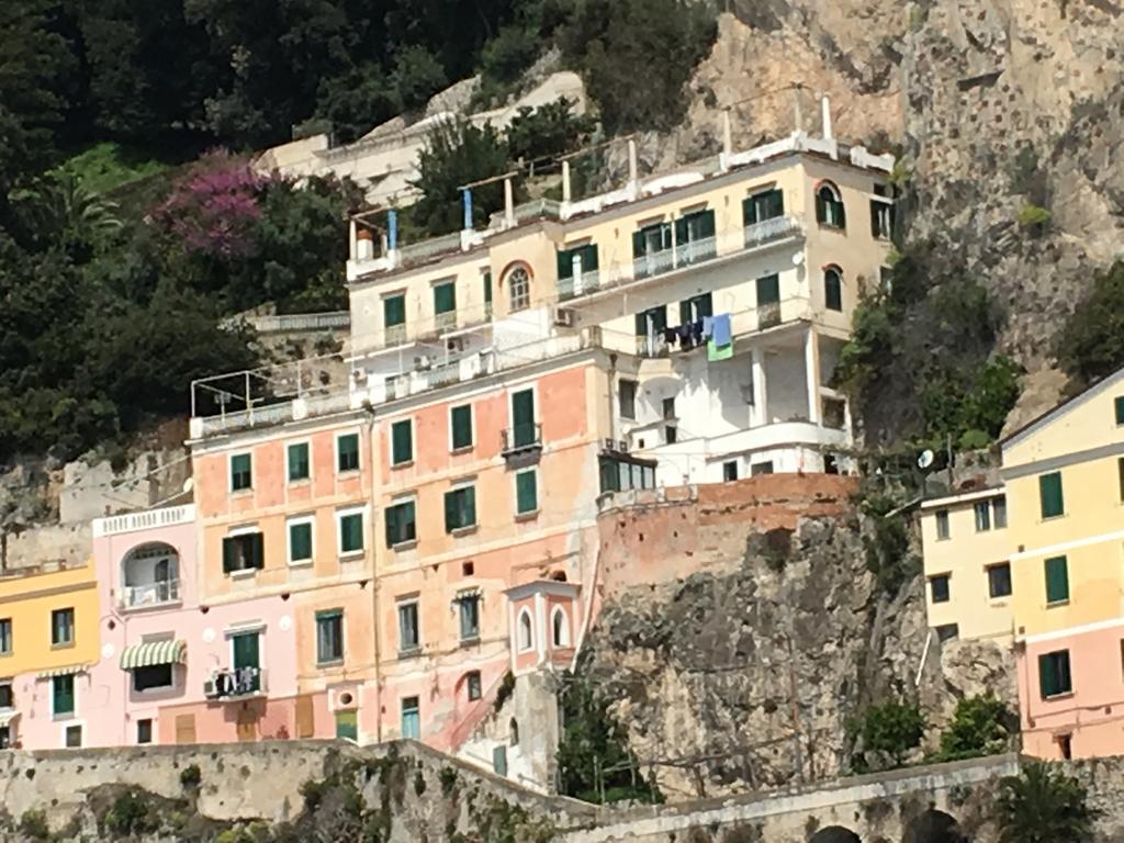Apartments Amalfi Design Sea View Accessible By 250 Steps Bagian luar foto